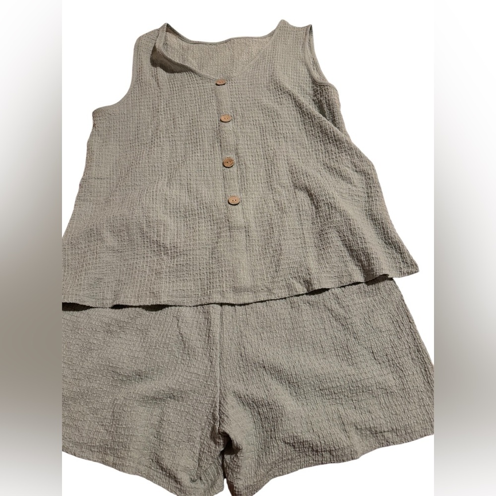 NWOT Two Piece Olive Green Short Set